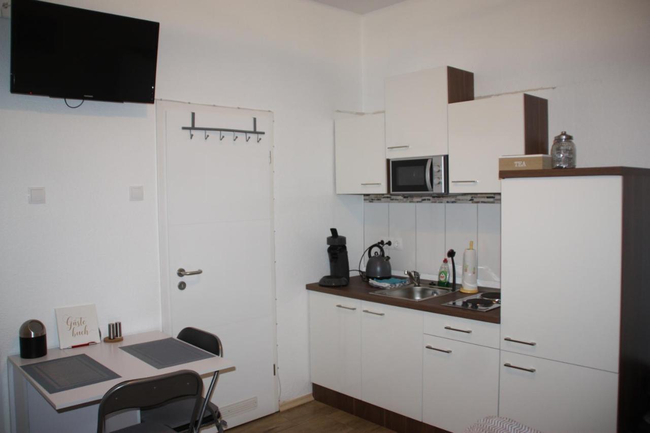Ferienwohnung Moewennest I Емден Екстер'єр фото